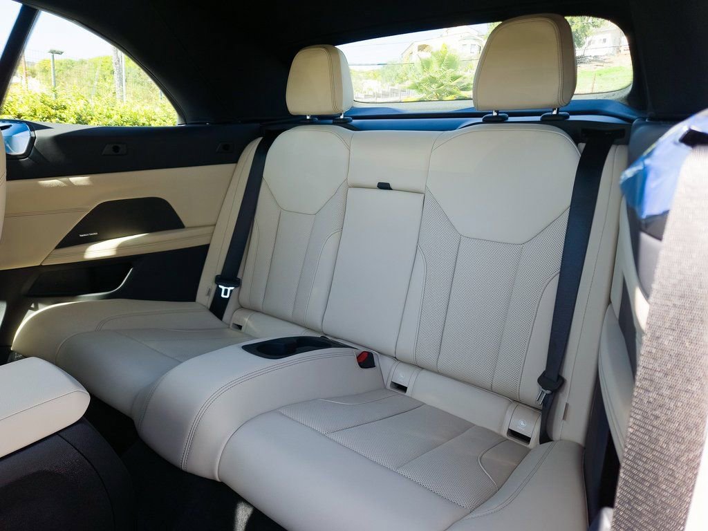 New 2026 BMW 440i xDrive Convertible image 8