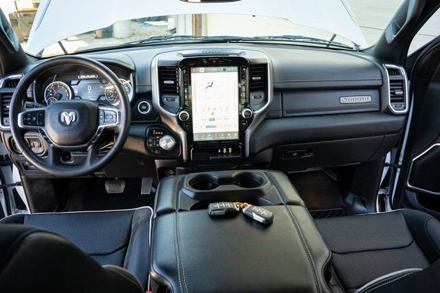 Used 2025 RAM 1500 Laramie image 34