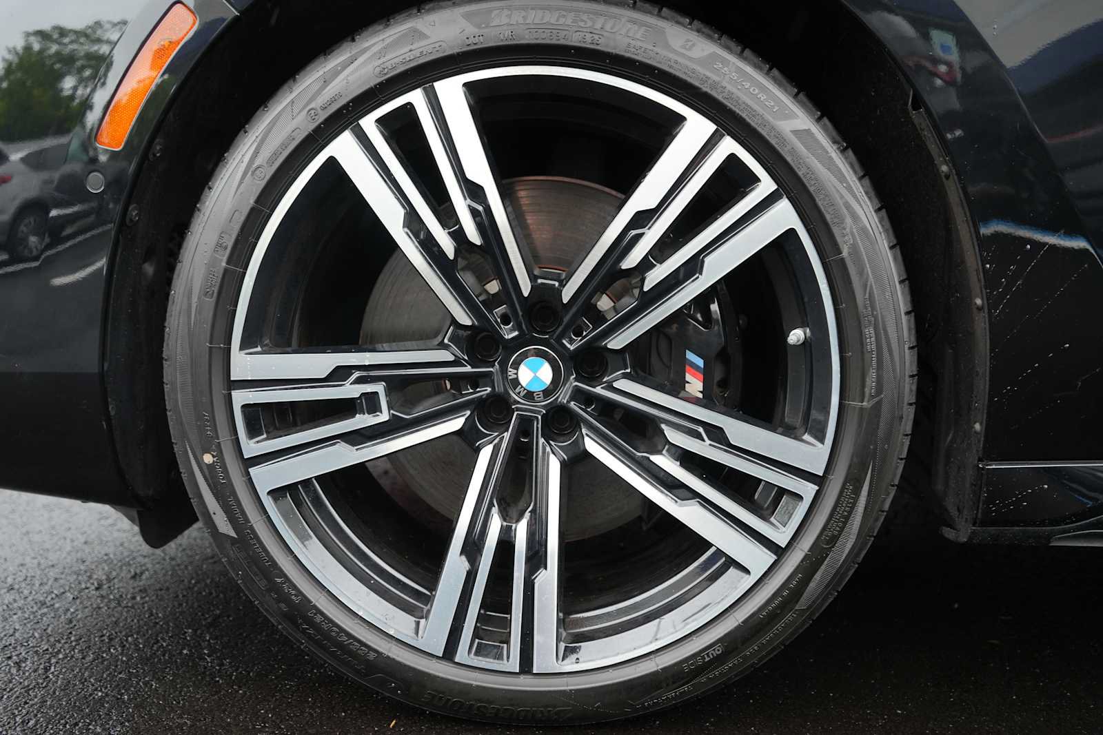 Used 2024 BMW 760i xDrive w/ Executive Package AWD/4WD image 12