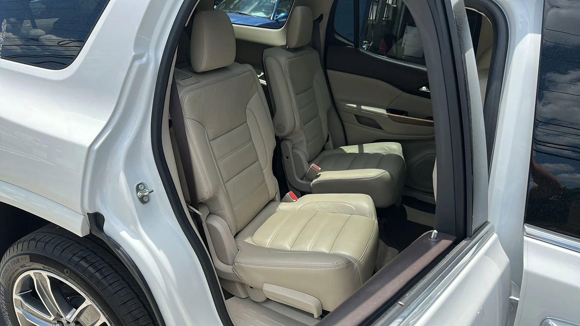 Used 2017 GMC Acadia Denali FWD image 12