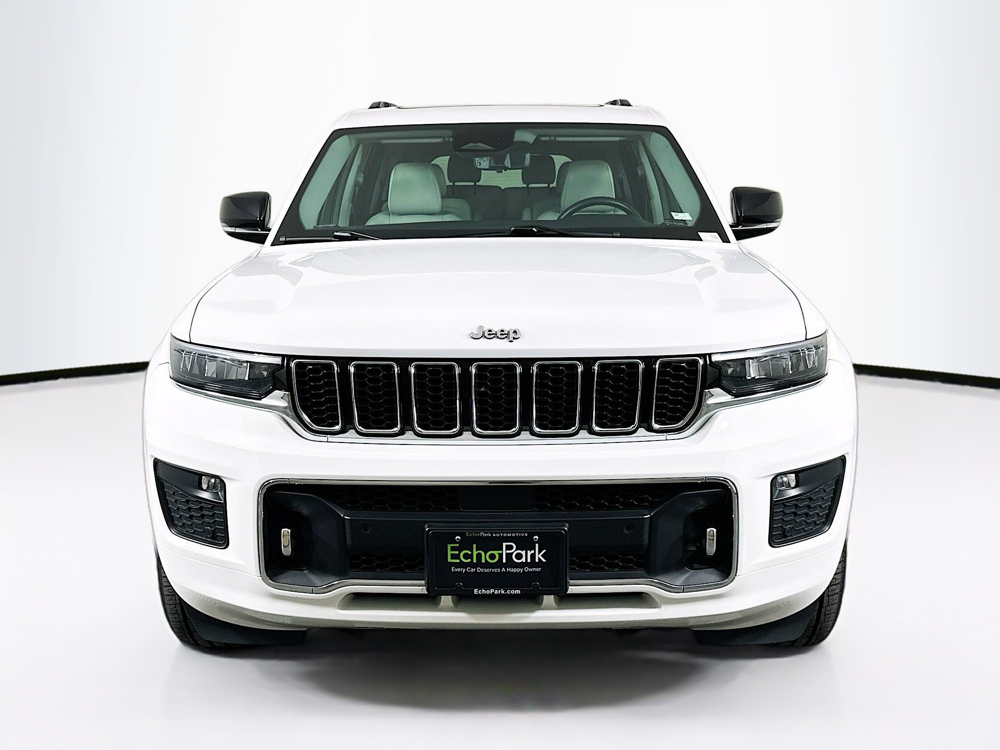 Used 2021 Jeep Grand Cherokee L Overland w/ Luxury Tech Group IV AWD/4WD image 2