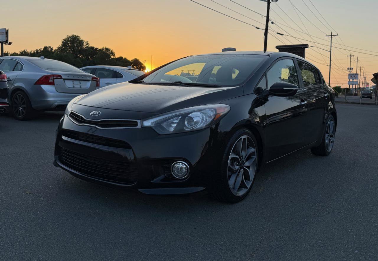 Used 2015 Kia Forte SX w/ SX Premium Package FWD image 3