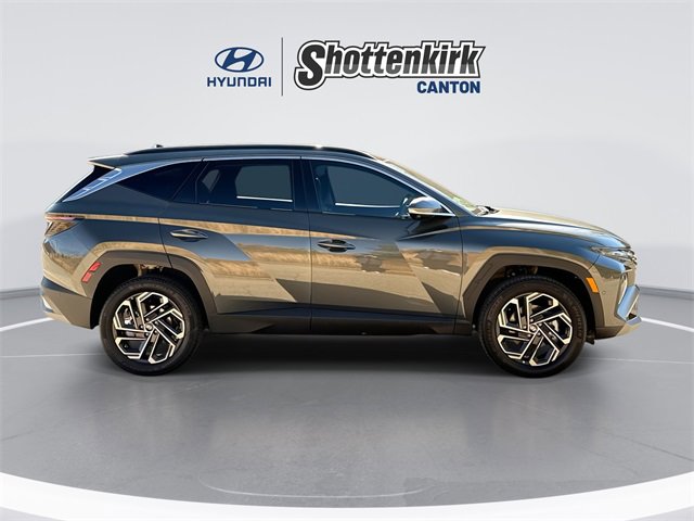 Used 2025 Hyundai Tucson Limited image 9