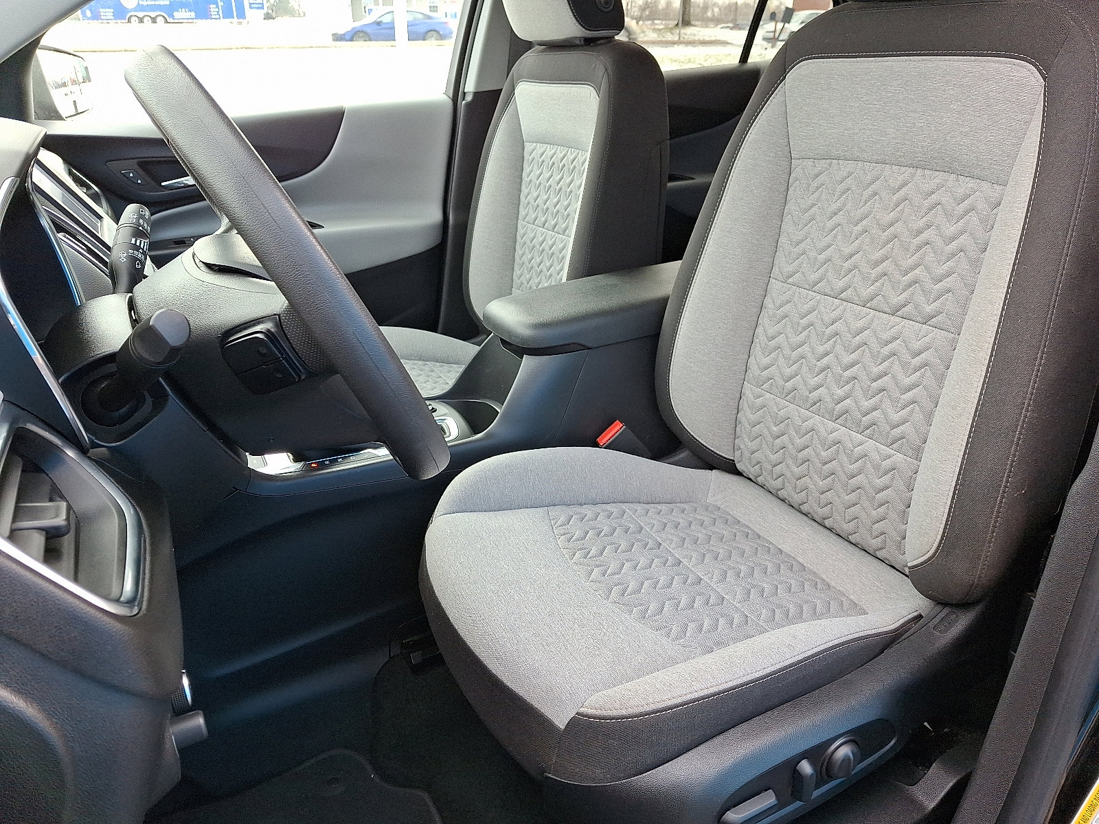 Used 2023 Chevrolet Equinox LT image 13