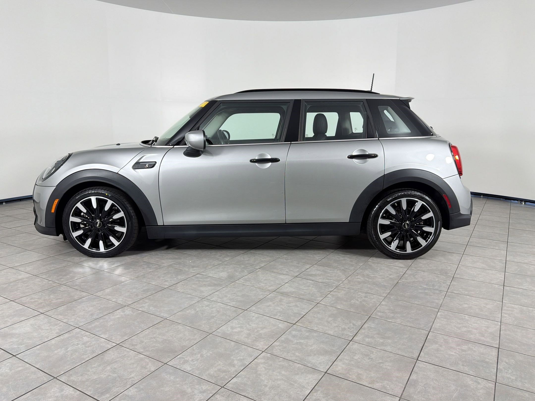 Certified 2023 MINI Cooper S image 2