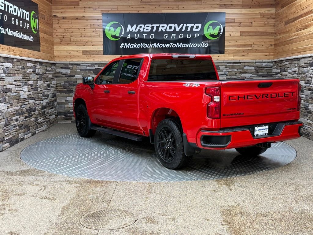 Used 2022 Chevrolet Silverado 1500 Custom w/ LPO, Dark Essentials Package image 7