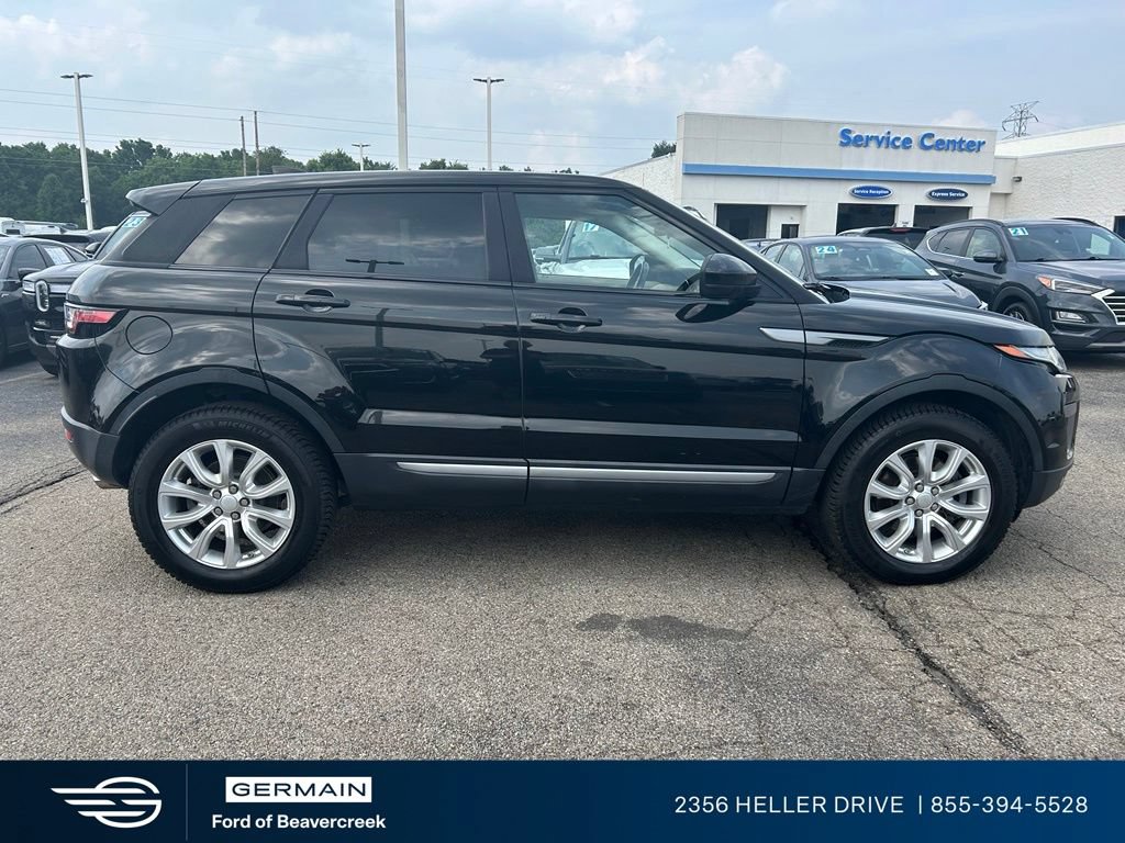 Used 2017 Land Rover Range Rover Evoque SE AWD/4WD image 9