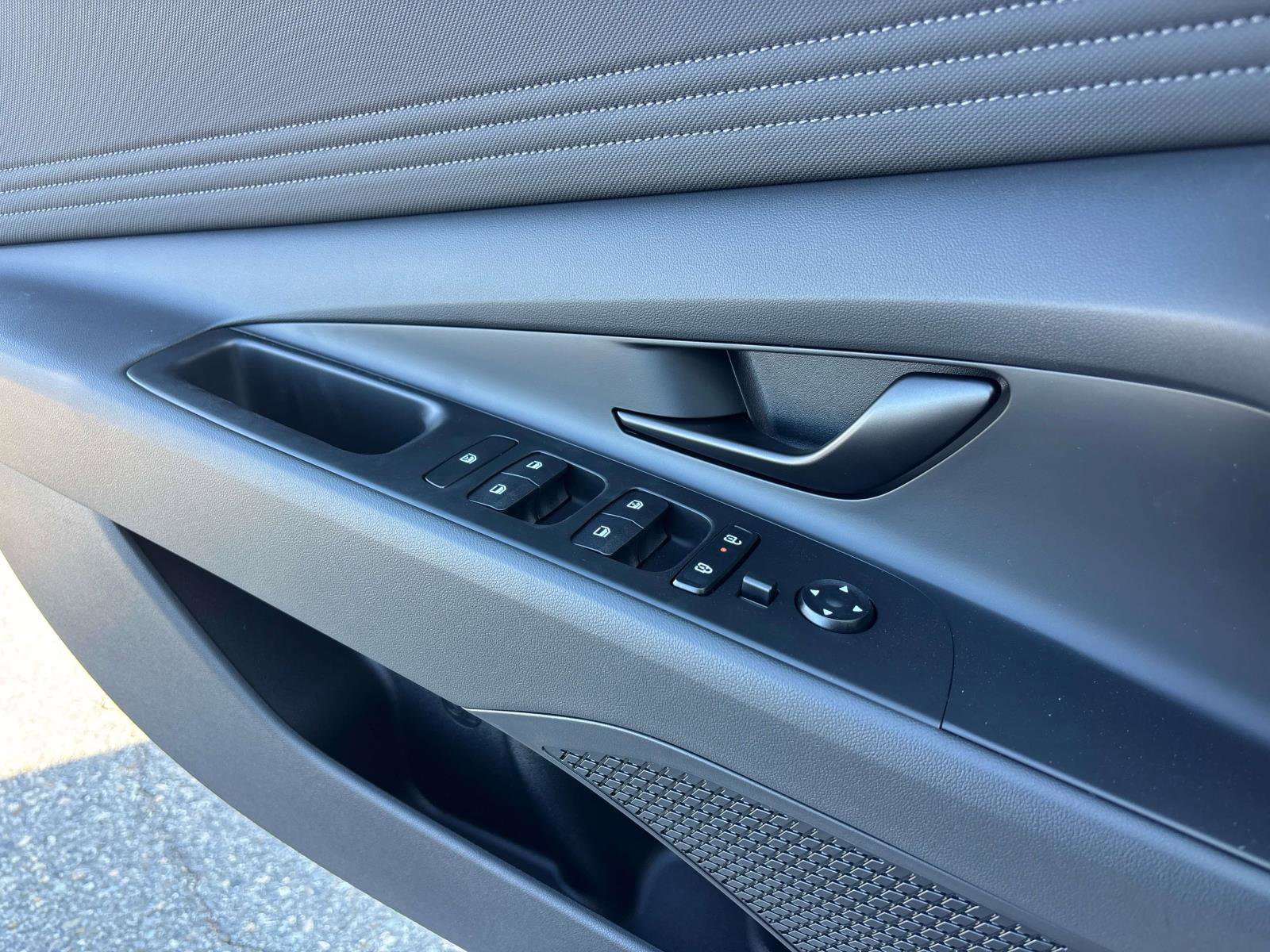 New 2026 Hyundai Elantra Sport w/ Cargo Package FWD image 9
