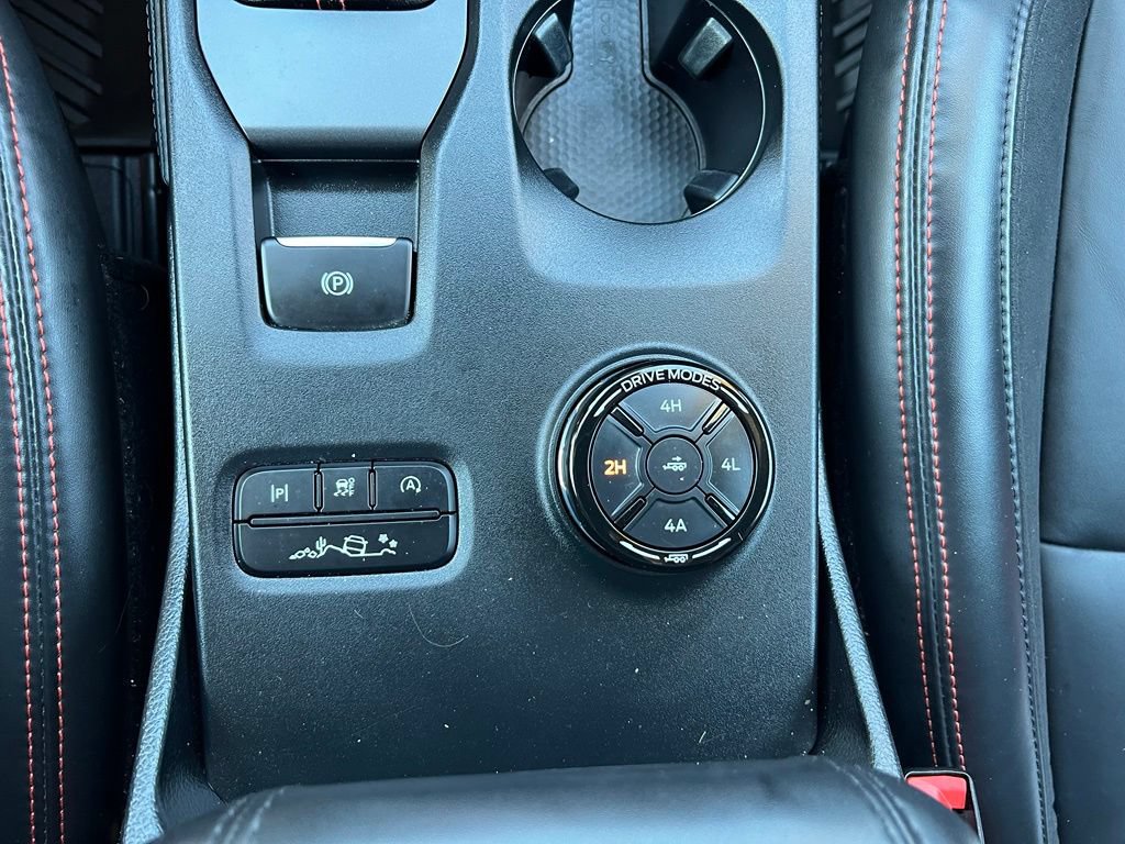Used 2025 Ford Ranger Raptor AWD/4WD image 32