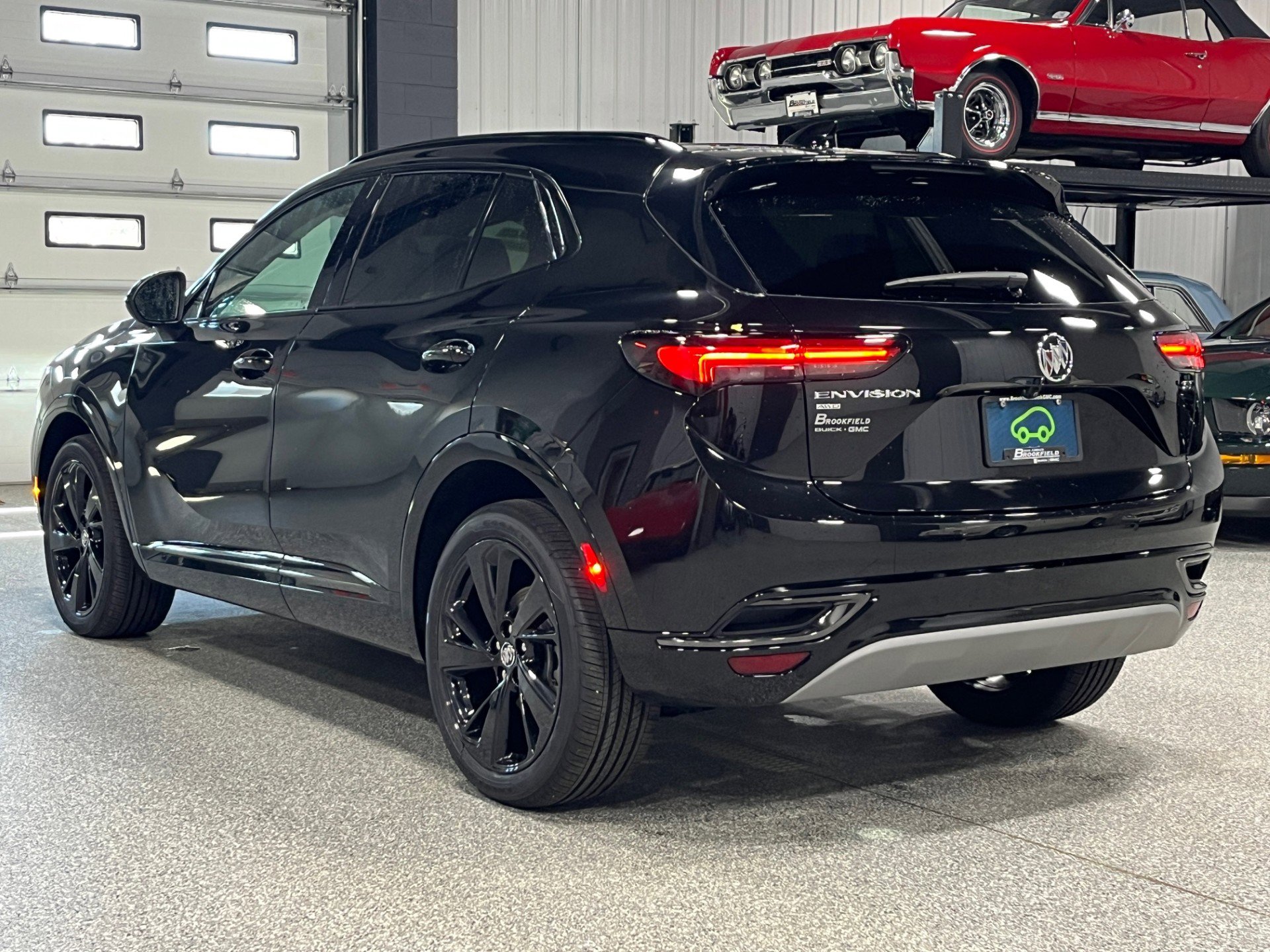 Certified 2023 Buick Envision Essence w/ Technology Package I image 3