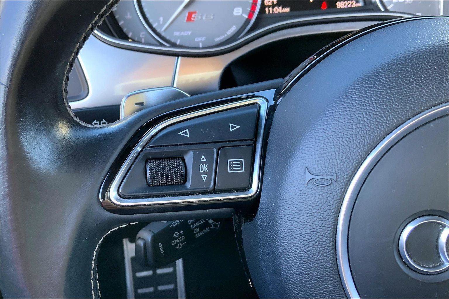 Used 2016 Audi S6 Prestige w/ Prestige Package image 16