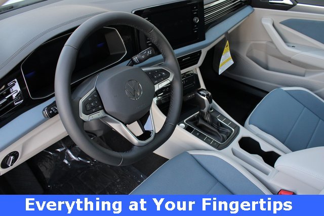 New 2026 Volkswagen Jetta SE image 2