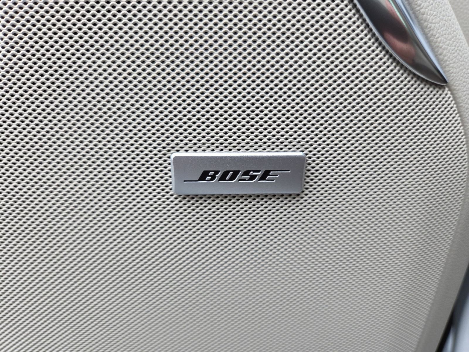 New 2026 GMC Yukon XL Denali image 13