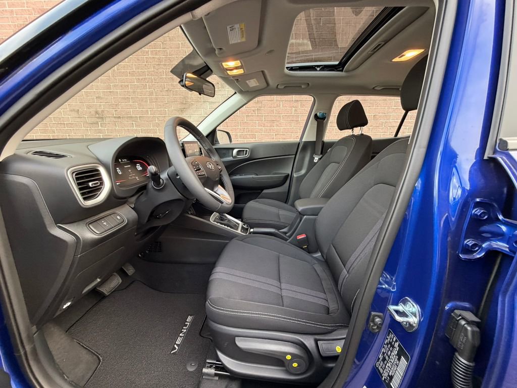 New 2026 Hyundai Venue SEL image 11