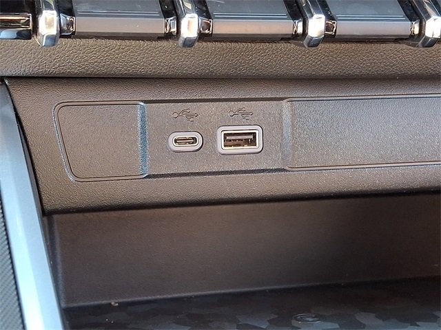 Certified 2023 Chevrolet Colorado Z71 w/ Z71 Convenience Package 2 image 26