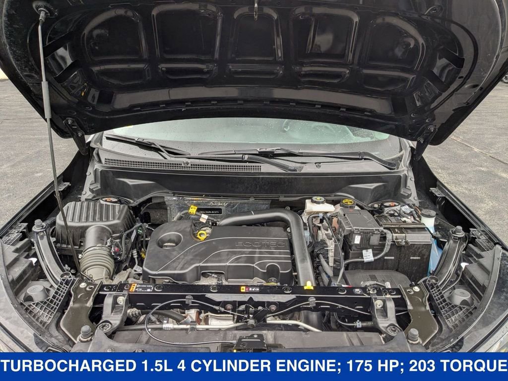 Used 2024 GMC Terrain SLE image 32