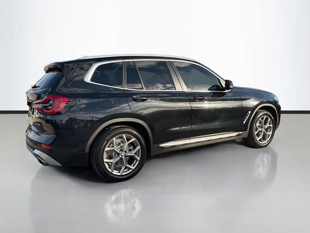 Used 2023 BMW X3 xDrive30i w/ Premium Package w/ZPA image 4