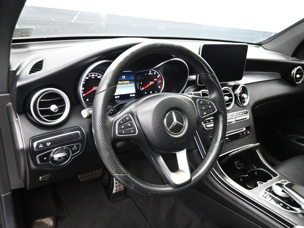 Used 2018 Mercedes-Benz GLC 300 4MATIC Coupe image 15