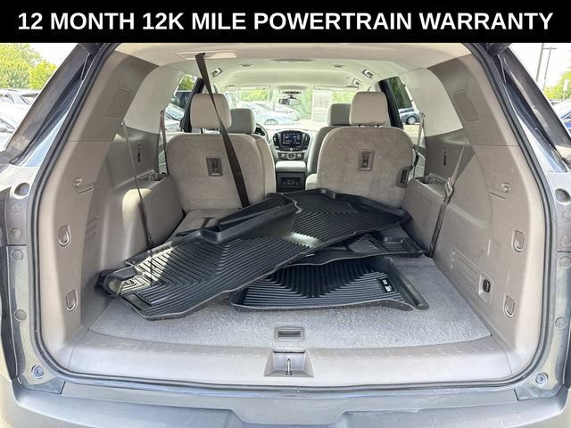 Used 2020 Chevrolet Traverse LT w/ Driver Confidence II Package AWD/4WD image 9