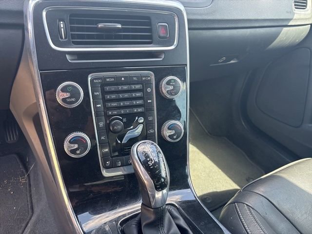 Used 2015 Volvo S60 T5 Platinum image 21