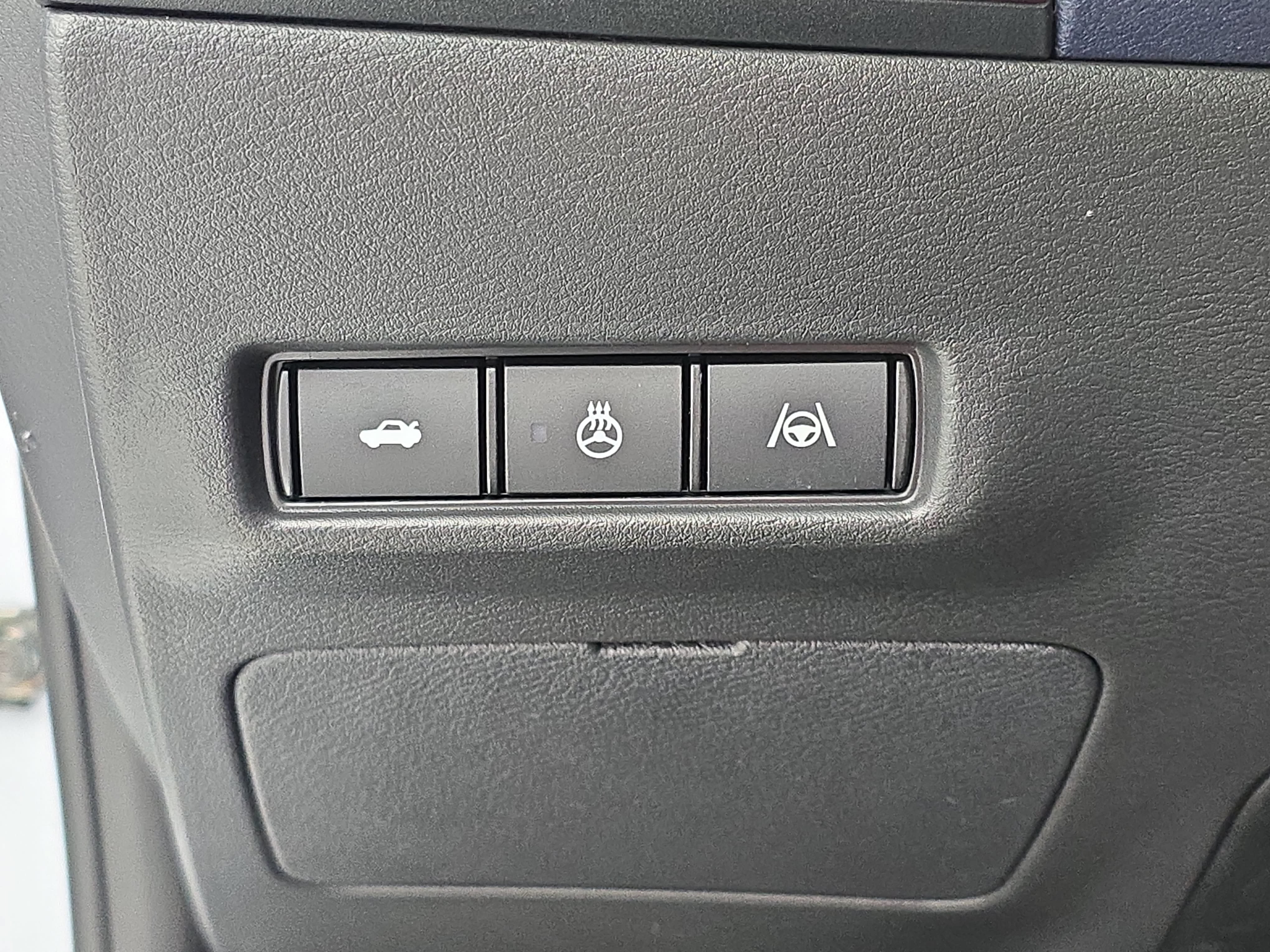 New 2026 Nissan Sentra SL w/ Floor Mat Package FWD image 25