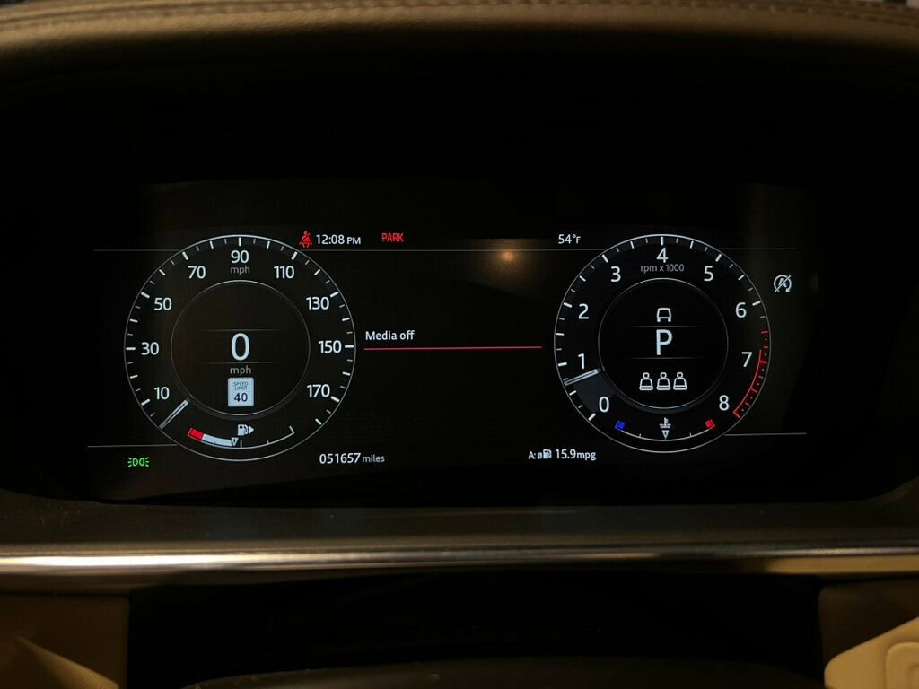 Used 2022 Land Rover Range Rover P525 Westminster Edition image 13