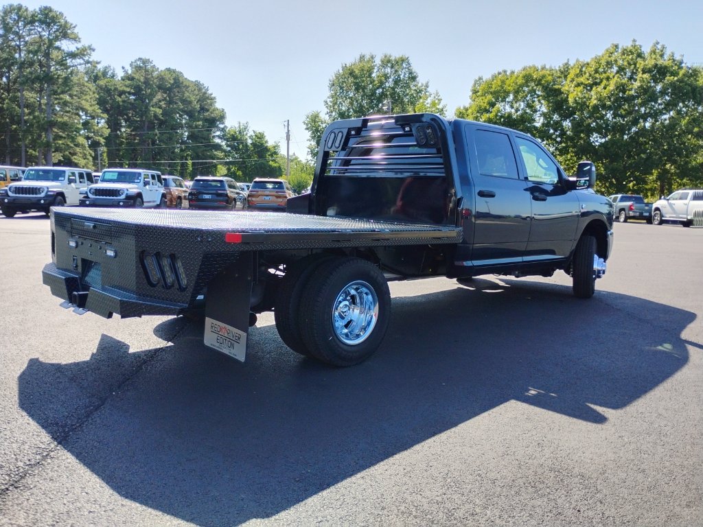 New 2026 RAM 3500 Tradesman w/ Chrome Appearance Group A AWD/4WD image 5