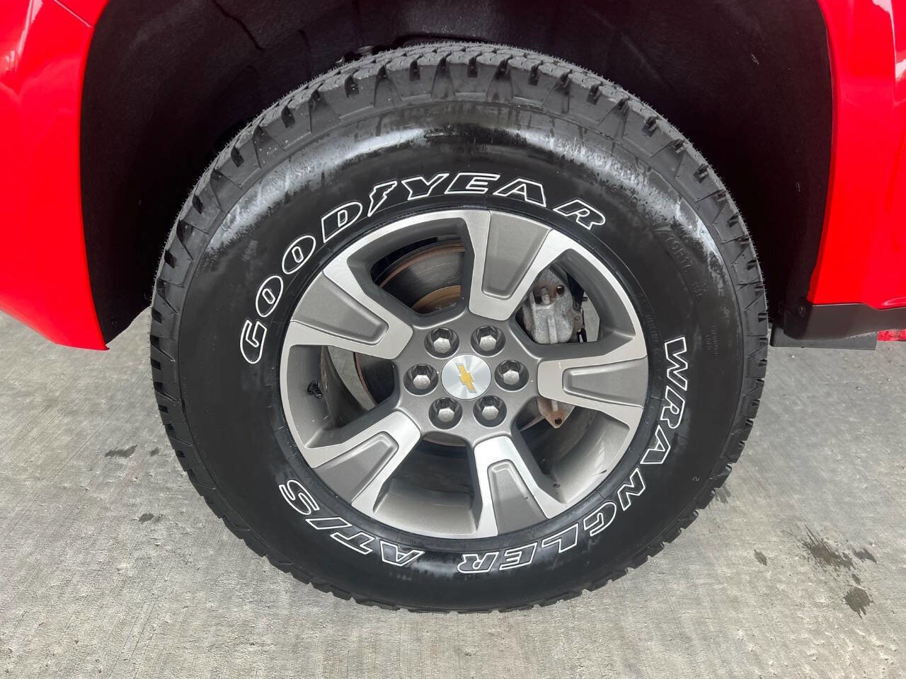 Used 2018 Chevrolet Colorado Z71 AWD/4WD image 25