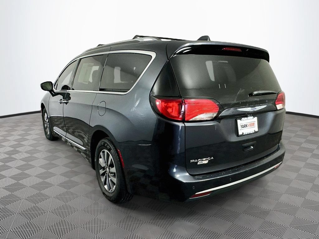 Certified 2020 Chrysler Pacifica Touring-L Plus FWD image 7