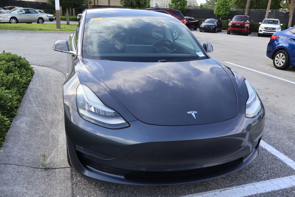 Used 2019 Tesla Model 3 Standard Range RWD image 5