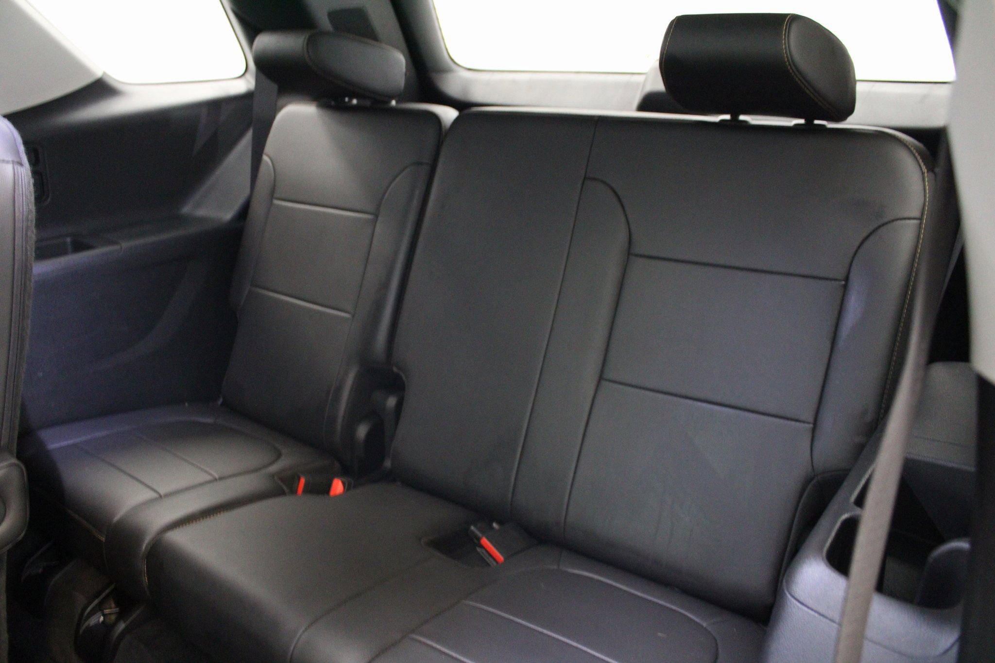 Used 2020 Chevrolet Traverse Premier w/ LPO, Blackout Package image 27