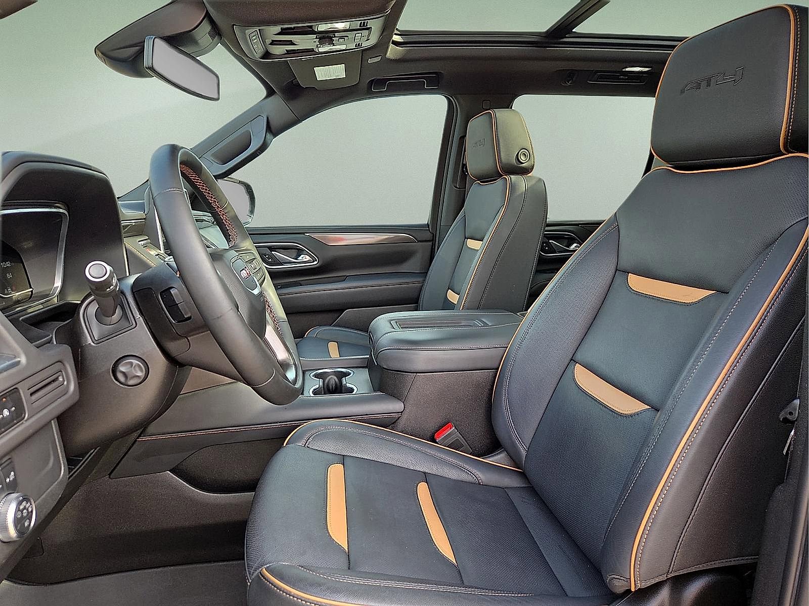 Used 2023 GMC Yukon AT4 image 15