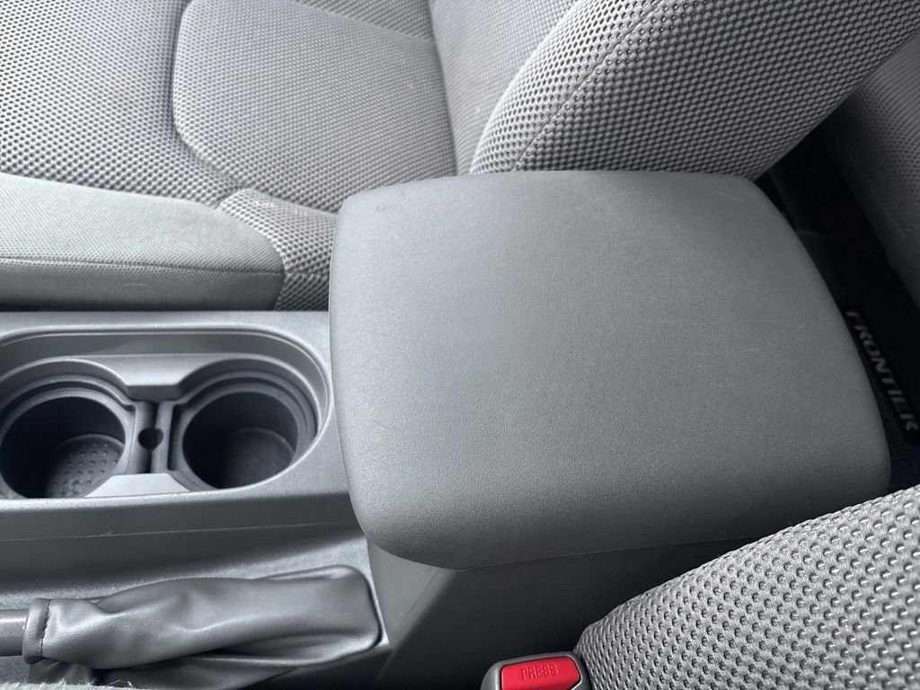 Used 2020 Nissan Frontier SV w/ SV Utility Package image 18