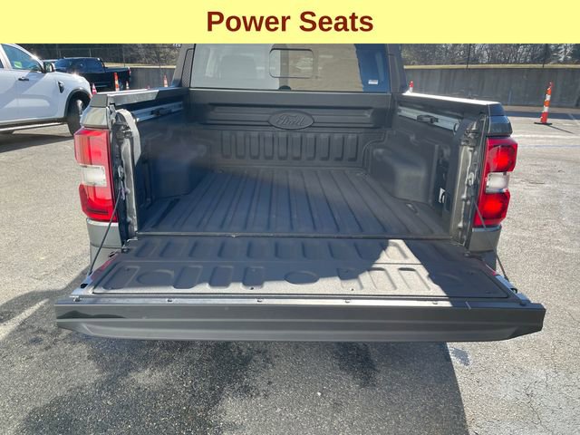 Used 2025 Ford Maverick Lariat w/ 4K Tow Package image 12