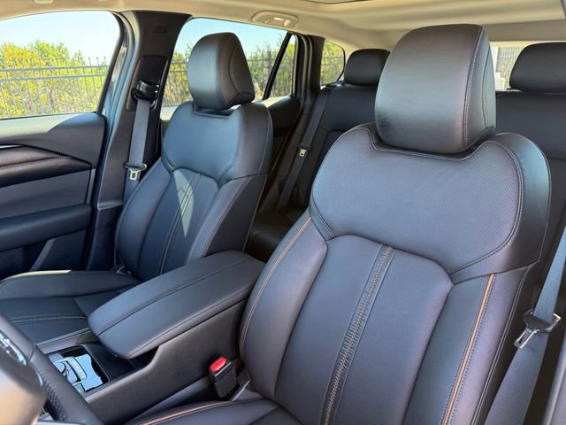 Used 2025 MAZDA CX-50 AWD 2.5 Hybrid w/ Premium Pkg image 11