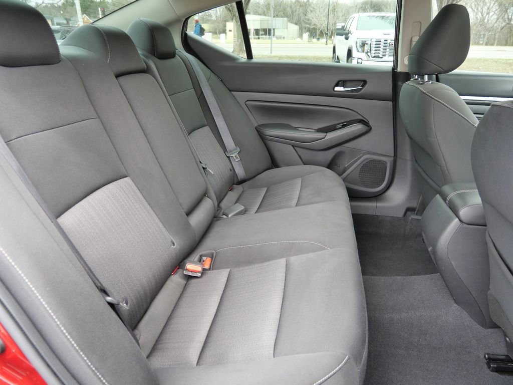 Used 2021 Nissan Altima 2.5 SV w/ SV Premium Package FWD image 22