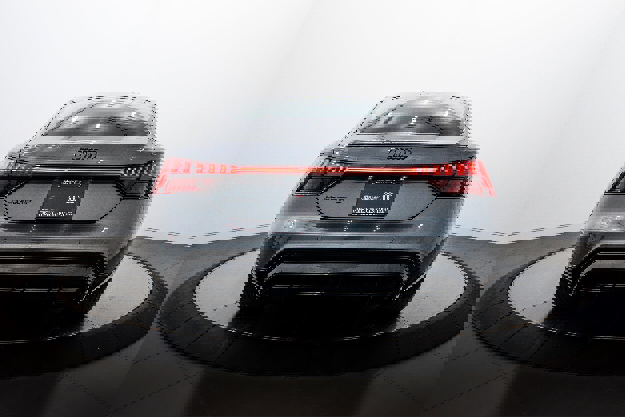 Certified 2022 Audi e-tron GT Prestige AWD/4WD image 24