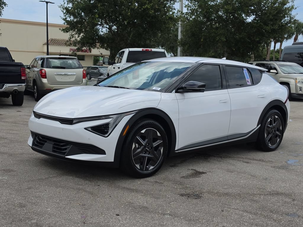 Certified 2025 Kia EV6 Light