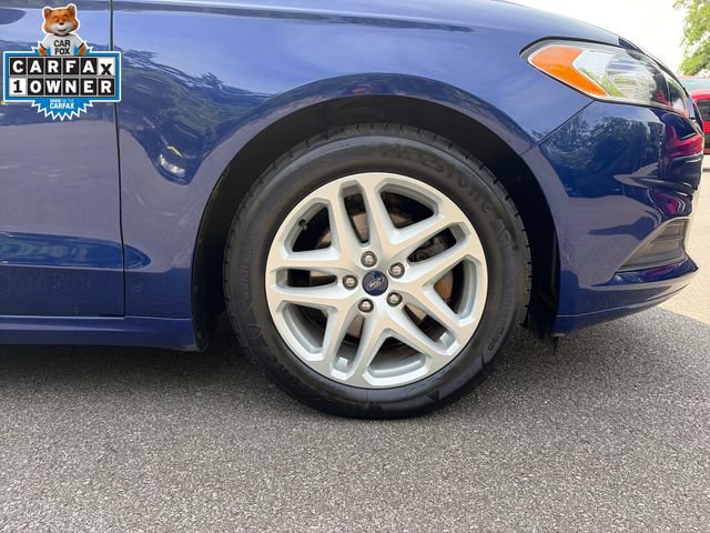 Used 2016 Ford Fusion SE FWD image 12