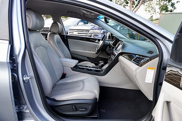 Used 2016 Hyundai Sonata Limited image 12