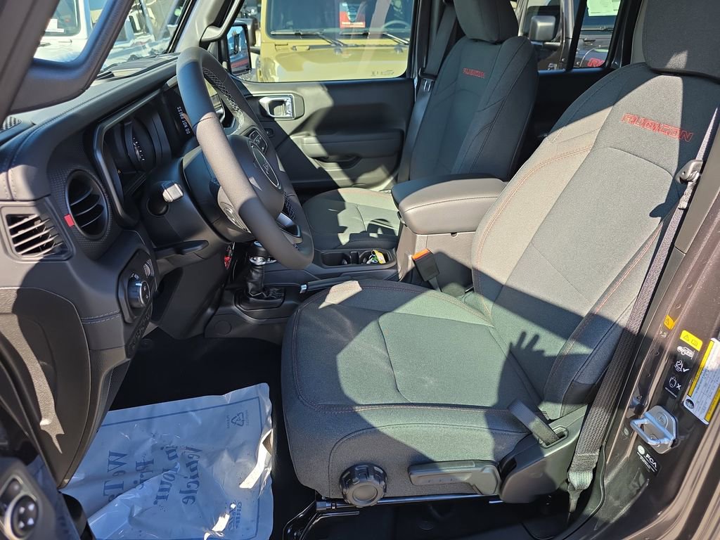New 2026 Jeep Gladiator Rubicon w/ Safety Group AWD/4WD image 12