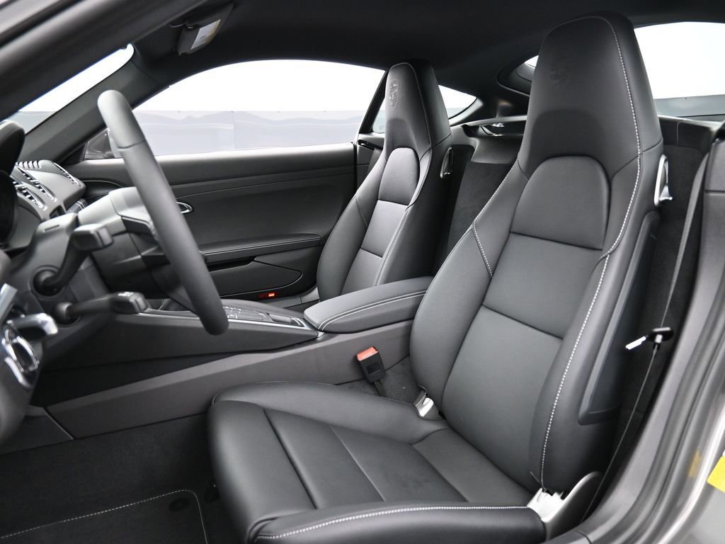 New 2025 Porsche 718 Cayman RWD image 5