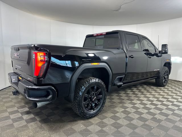 Used 2024 GMC Sierra 2500 AT4 w/ AT4 Premium Plus Package image 3