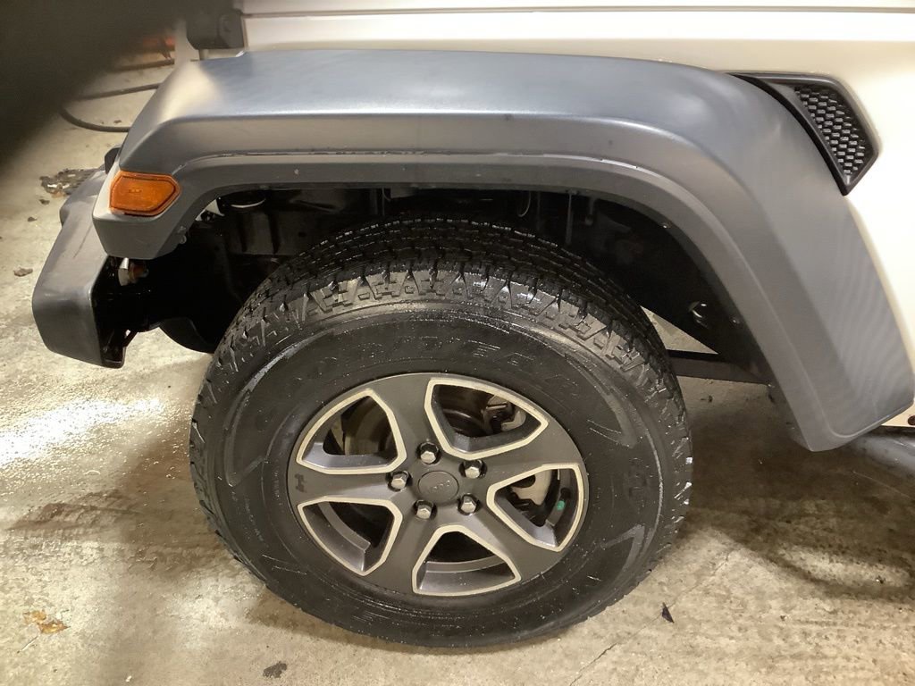 Used 2018 Jeep Wrangler Unlimited Sport S image 13