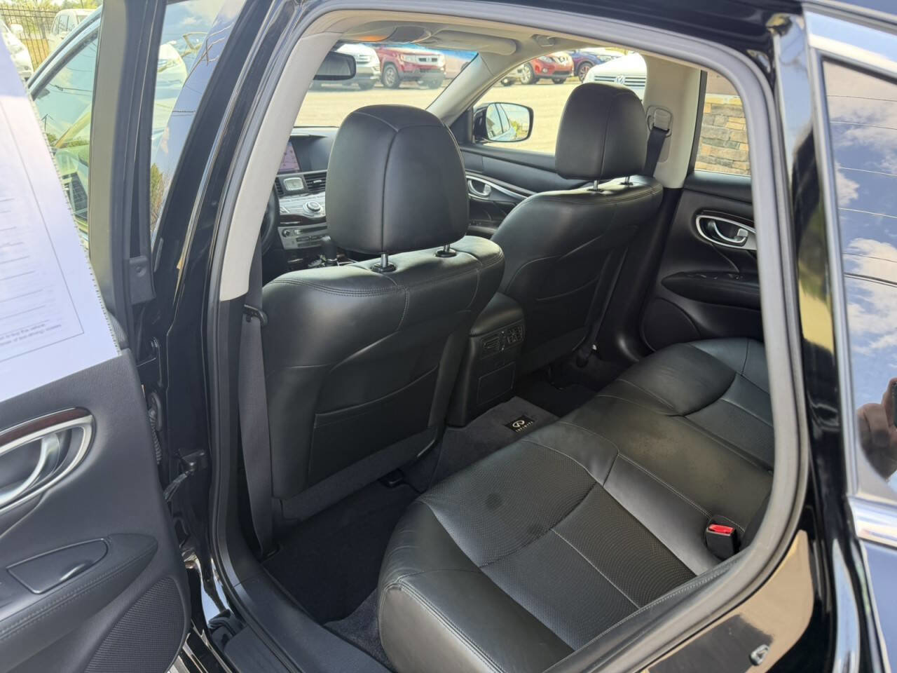 Used 2013 INFINITI M37 w/ Premium Pkg RWD image 29