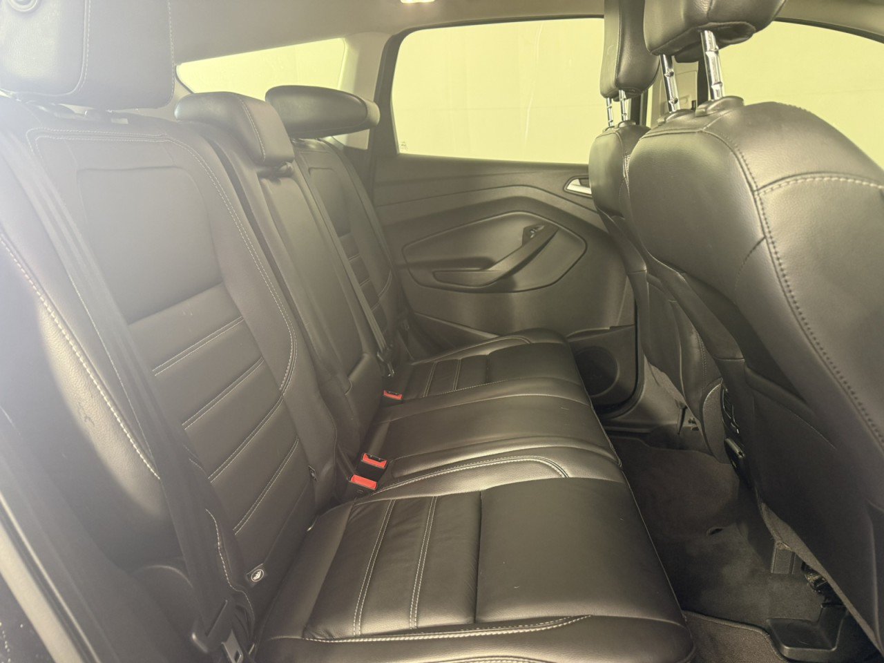 Used 2019 Ford Escape Titanium AWD/4WD image 14