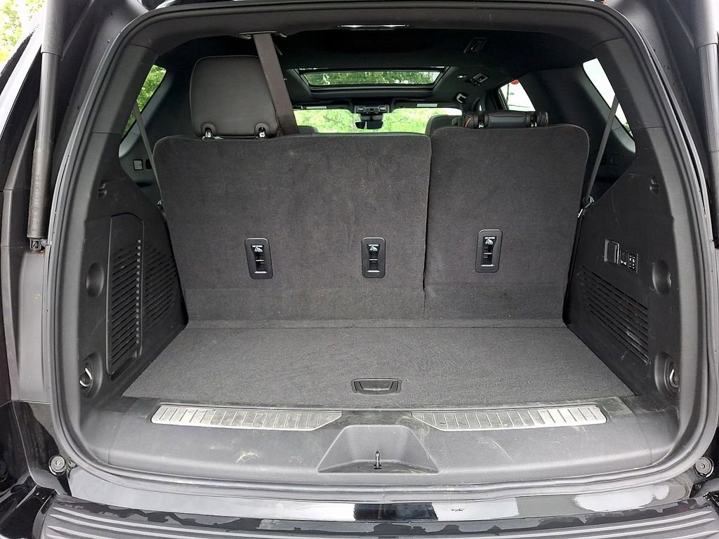 Used 2025 GMC Yukon AT4 w/ AT4 Premium Package AWD/4WD image 29