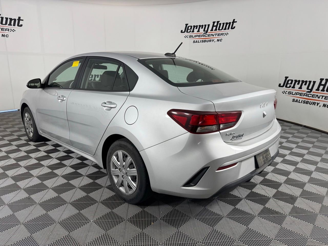 Used 2022 Kia Rio S FWD image 7