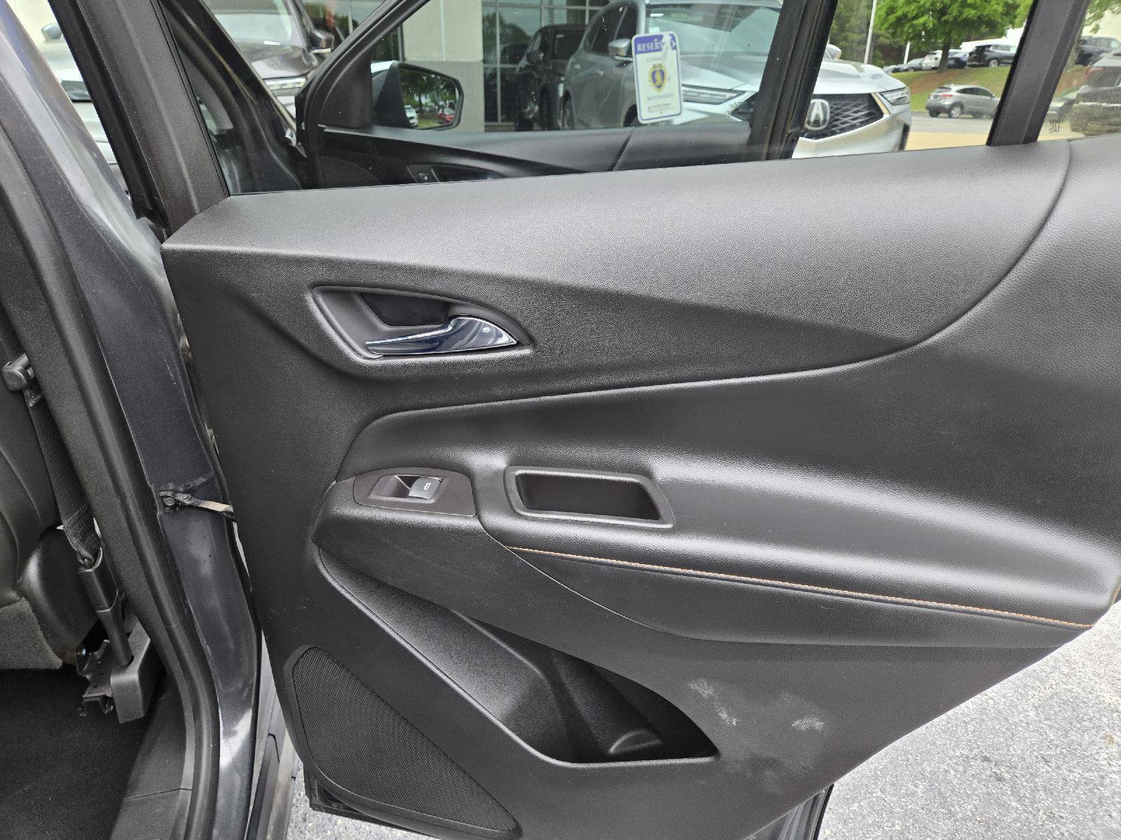 Used 2019 Chevrolet Equinox Premier AWD/4WD image 16