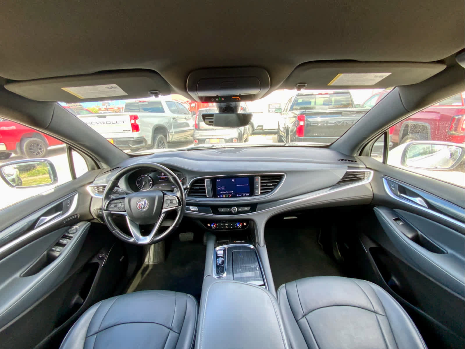Used 2022 Buick Enclave Premium AWD/4WD image 31